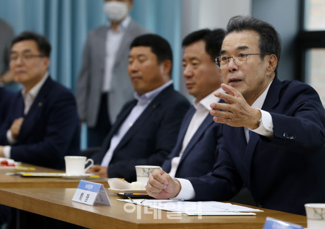  경기 지역 조합장 만난 이성희 농협회장                                                                                                                                                            