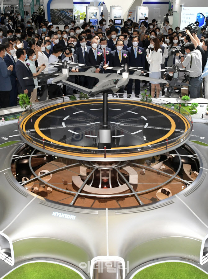 눈길 사로잡는 현대 도심항공모빌리티 S-A1                                                                                                                                                          