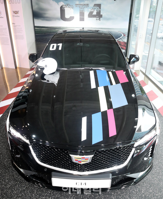 캐딜락 CT4, 사전예약 실시                                                                                                                                                                         