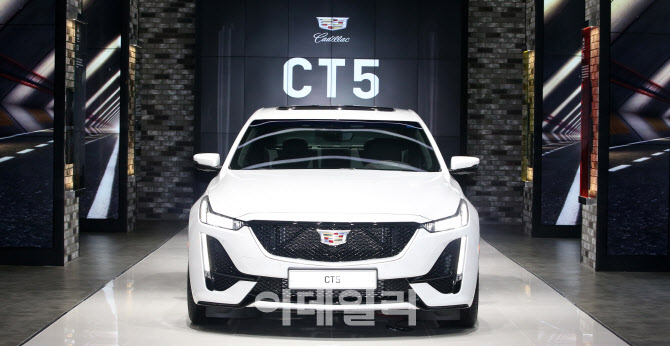 캐딜락코리아, CT4, CT5 선보여                                                                                                                                                                     