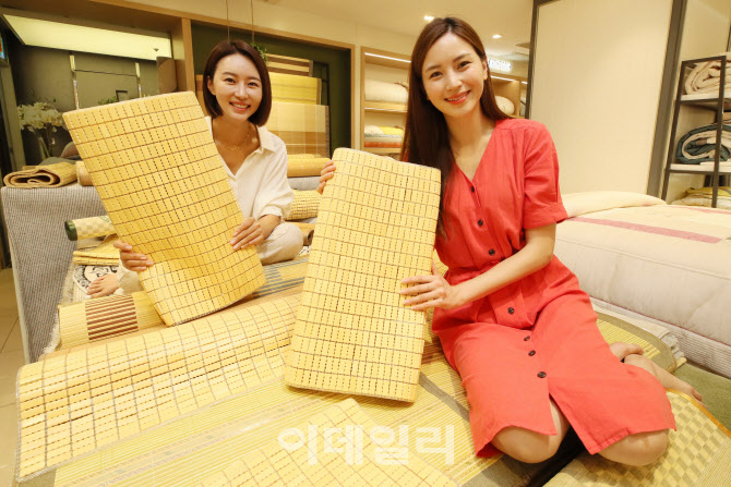 장마철 끝나면 무더위, 대자리로 시원하게~                                                                                                                                                          