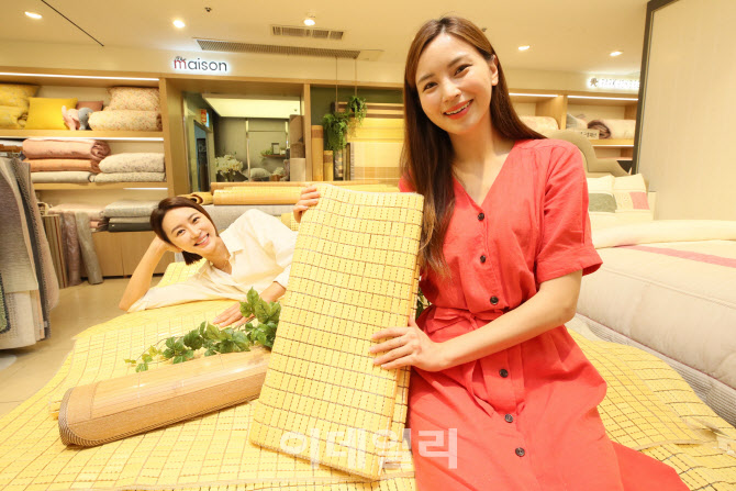 롯데백화점, 12일까지 '대자리' 행사                                                                                                                                                      