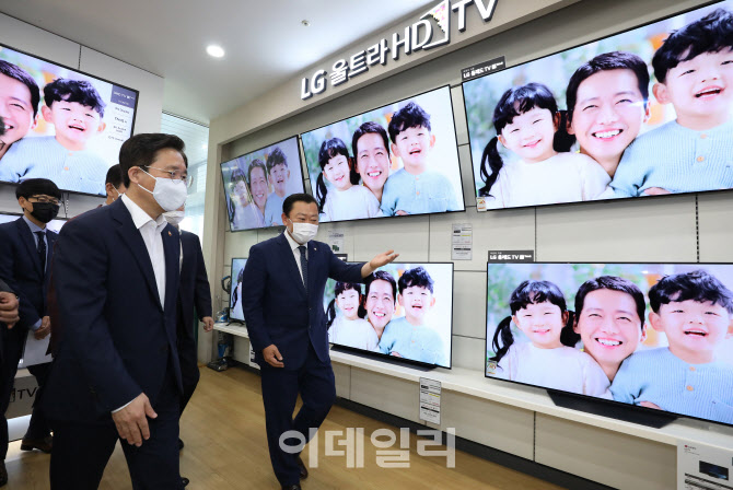  성윤모 장관, 용산전자랜드 방문                                                                                                                                                                   