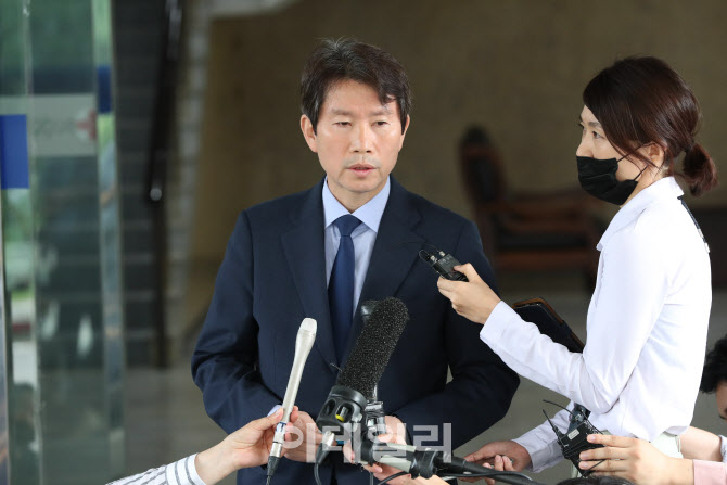 "평화의 노둣돌 놓겠다"                                                                                                                                                                  