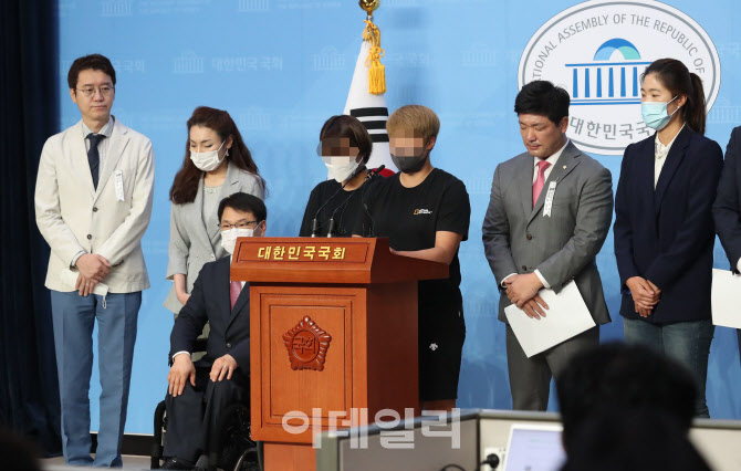 최숙현 선수 동료들, '한 달에 10일 이상 폭행 당해'                                                                                                                                       