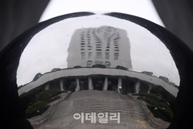 검사장 회의 보고 받은 윤석열…결론은?                                                                                                                                                             