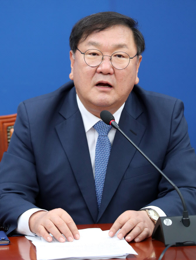 김태년, '다주택, 투기성 주택에 종부세 등 중과'                                                                                                                                          