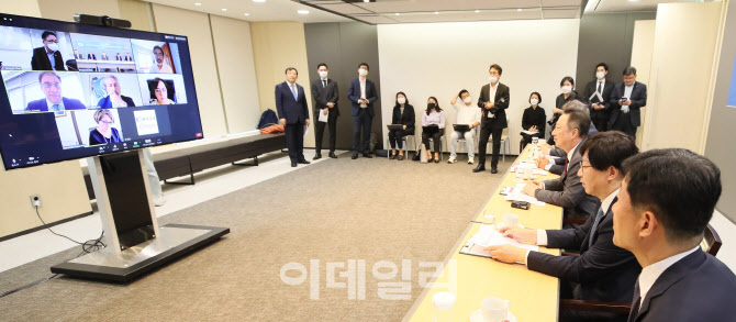 온라인으로 진행된 스페인과 경협위 합동회의                                                                                                                                                        