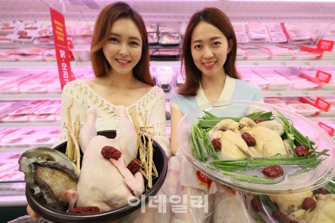 대형마트 최초로 '무항생제 영계' 판매                                                                                                                                                    