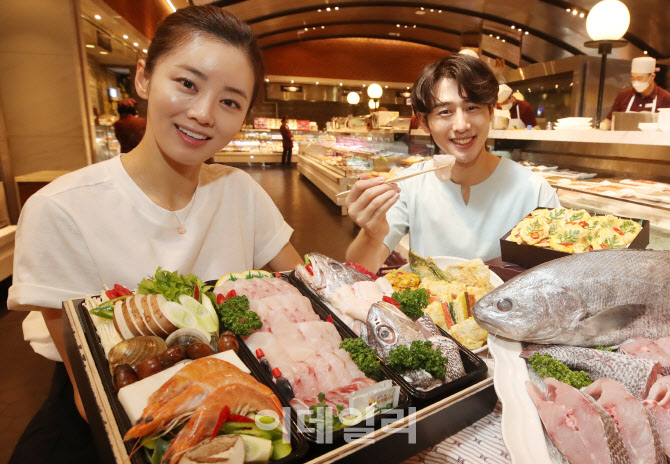 여름철 보양식의 왕, 민어를 코스 요리처럼 드셔보세요!                                                                                                                                              