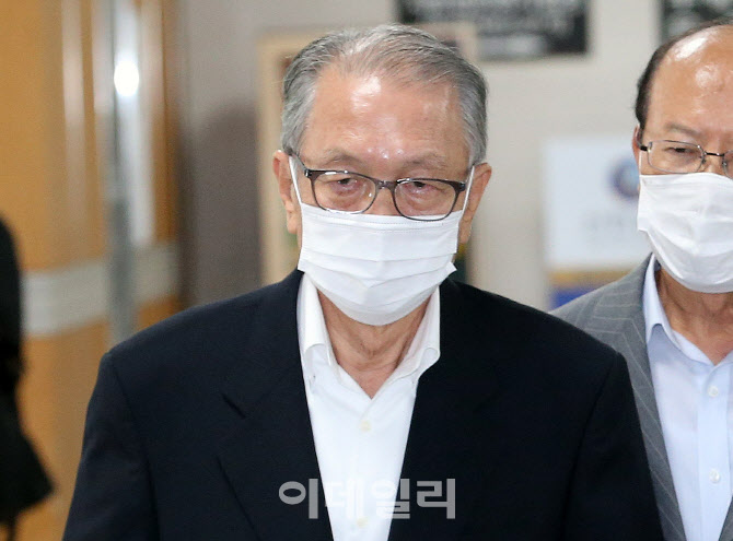 '세월호 보고 조작' 김기춘 2심도 징역형 집행유예                                                                                                                                         