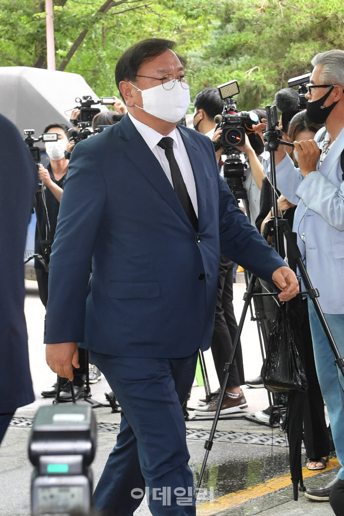 빈소로 향하는 김태년 원내대표                                                                                                                                                                     