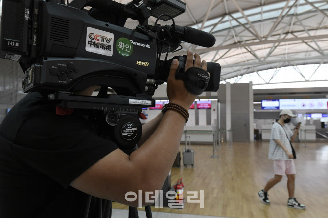 한·중 항공편 재개 취재하는 중국 CCTV                                                                                                                                                             