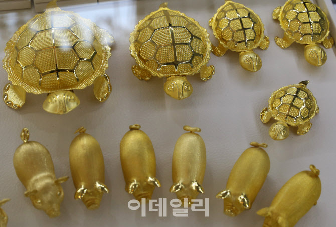  금값 5거래일 최고치 경신                                                                                                                                                                         