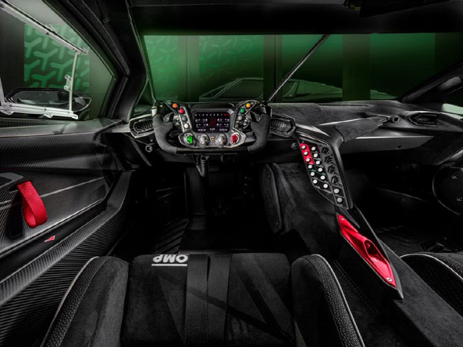 람보르기니 'SCV12', F1 스타일의 스티어링 휠                                                                                                                                             