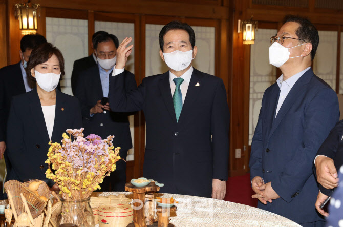  공적 마스크 관계자들 감사합니다~                                                                                                                                                                 