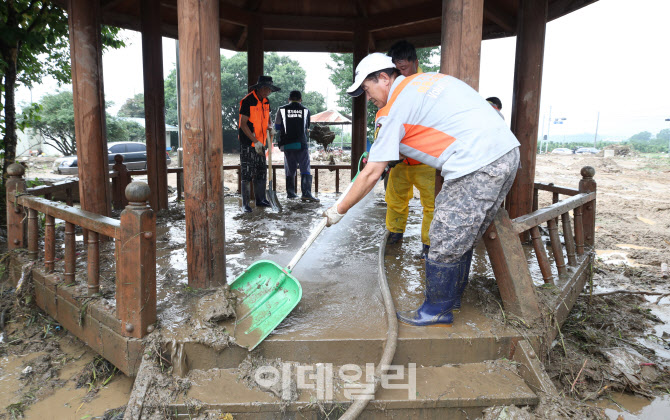 끝이 보이지 않는 복구 작업                                                                                                                                                                        