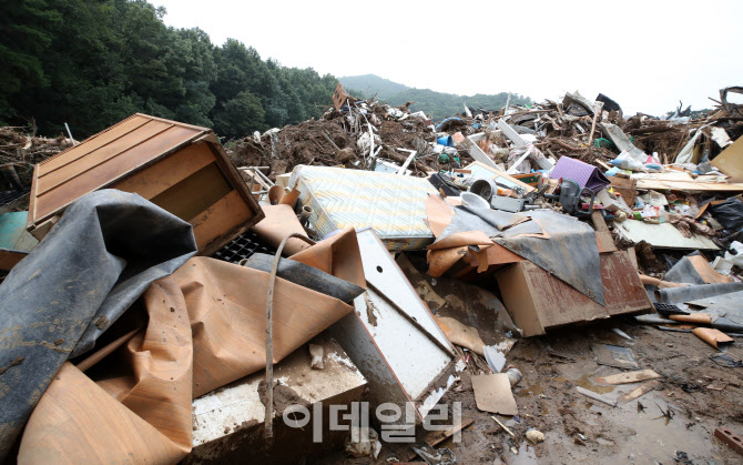 집밖으로 나온 살림살이                                                                                                                                                                            