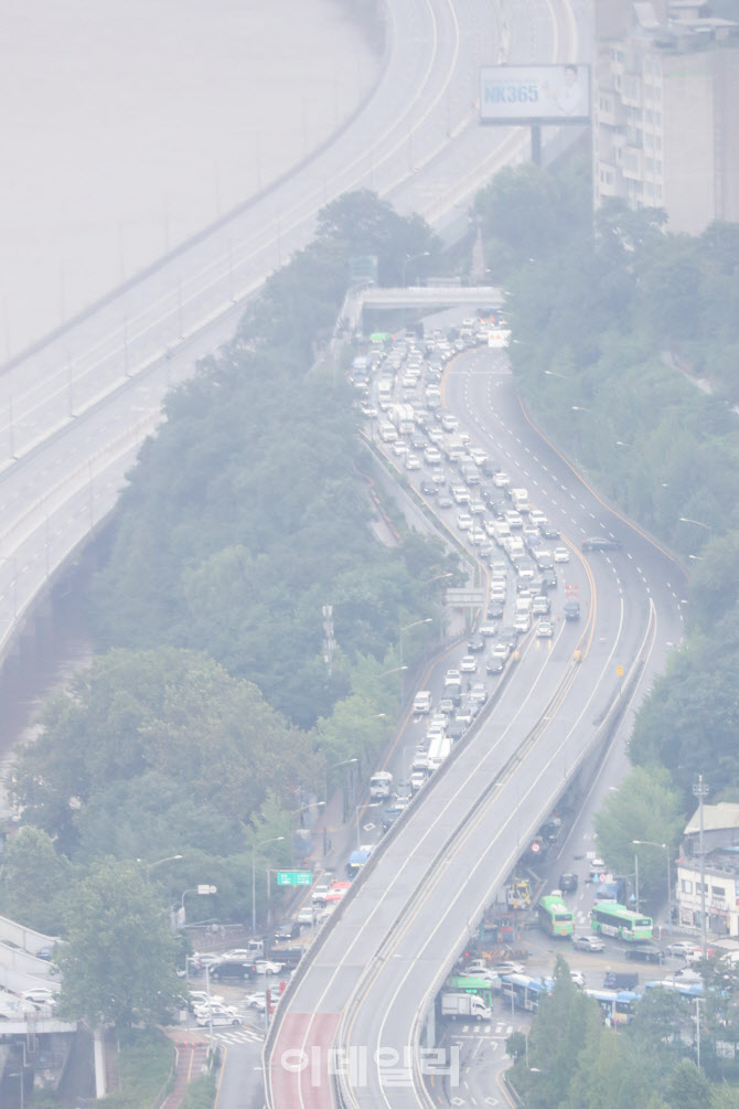 올림픽대로 통제로 극심한 교통체증                                                                                                                                                                 