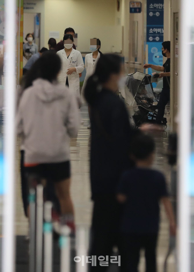 전공의 파업 강행, '응급실, 중환자실도 휴진'                                                                                                                                             