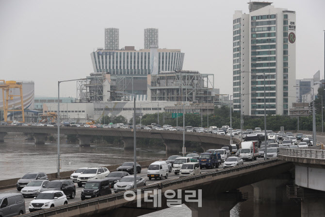 한강 수위 하락, '통행 재개된 강변북로'                                                                                                                                                  