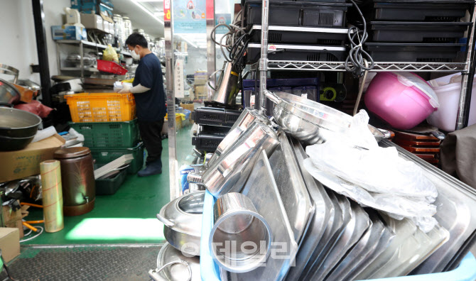 코로나19 여파 자영업 폐업률 증가                                                                                                                                                                  