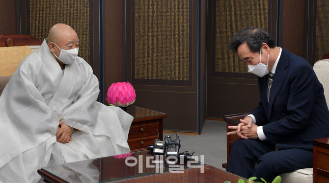 조계종 총무원장 원행스님 예방한 이낙연 대표                                                                                                                                                       