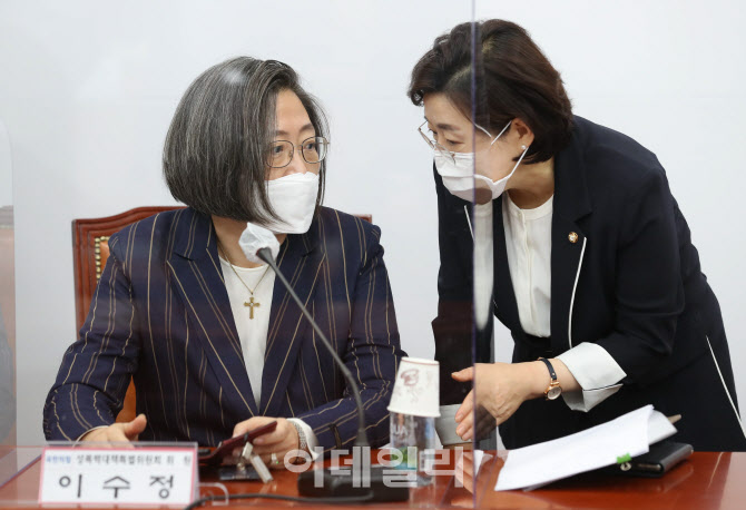 국민의힘 성폭력대책특위, '대화하는 김정재-이수정'                                                                                                                                       