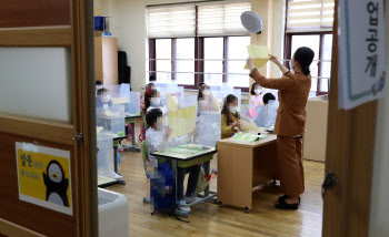 전국 102개교 등교 중단…학생·교직원 6명 추가 확진