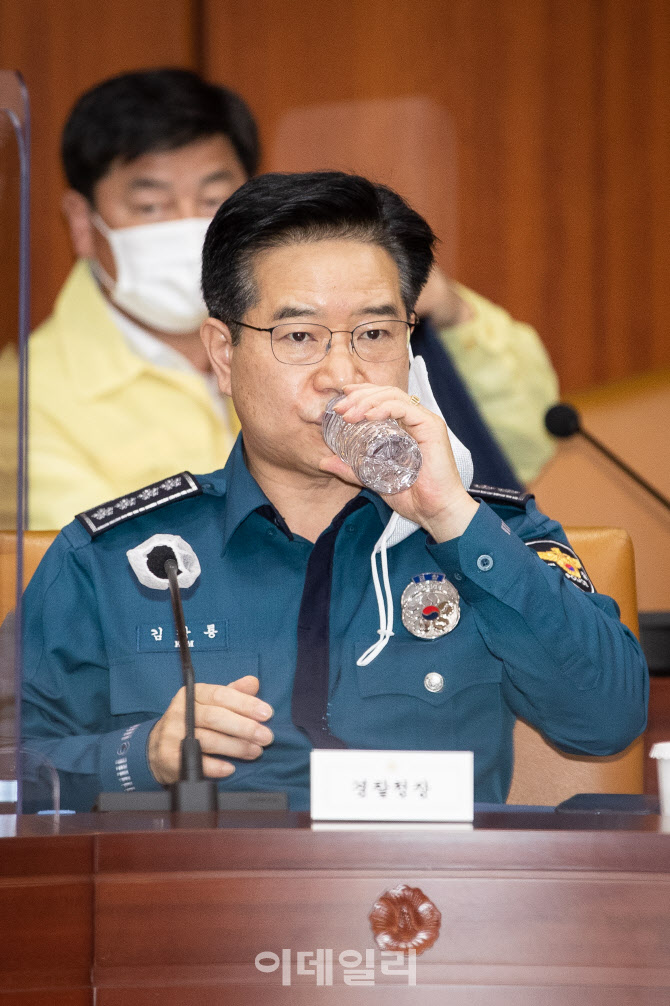 중대본 참석한 김창룡 경찰청장                                                                                                                                                                     