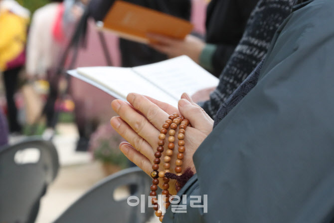 D-50 수능, 간절한 마음으로 기도                                                                                                                                                                   