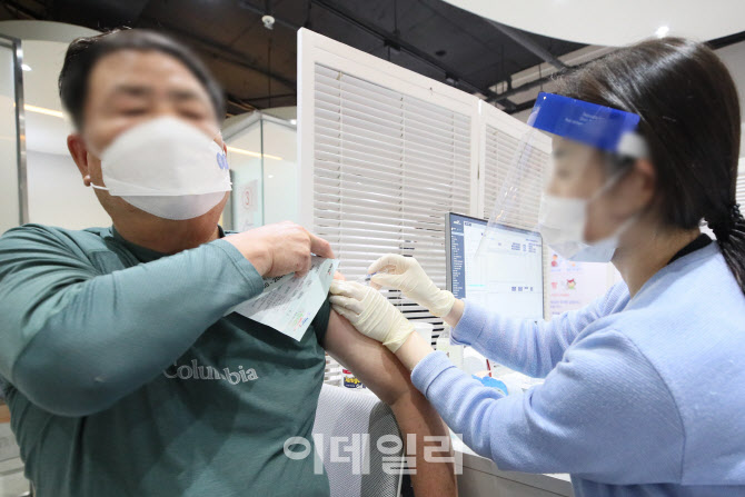 19일부터 70세 이상 어르신, 무료 독감예방접종                                                                                                                                                      