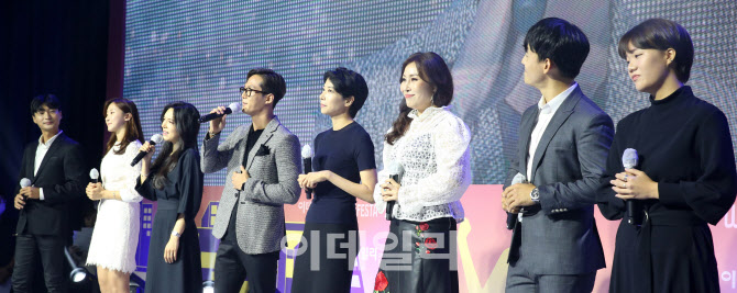 '제9회 이데일리 W페스타' 찾은 프로젝트 그룹 하모니                                                                                                                                      