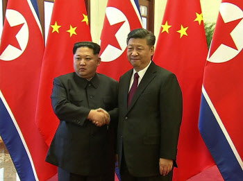 김정은, 시진핑에 답전…"북중관계 더욱 발전"