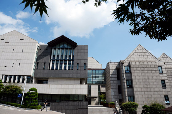 이화여대 법학전문대학원, 신임법관 배출 누적인원 국내 3위 이화여대 법학전문대학원, 신임법관 배출 누적인원 국내 3위