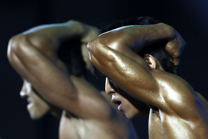 '아름다운 보디라인'                                                                                                                                                                           