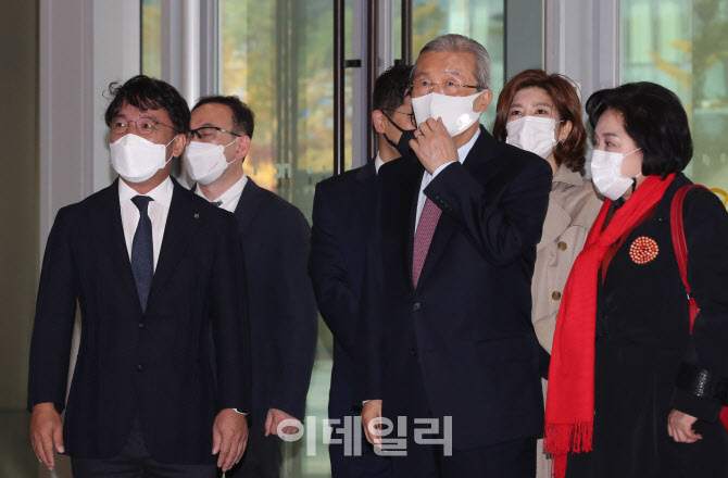 김종인 비대위원장, '엔씨소프트 본사 방문'                                                                                                                                               