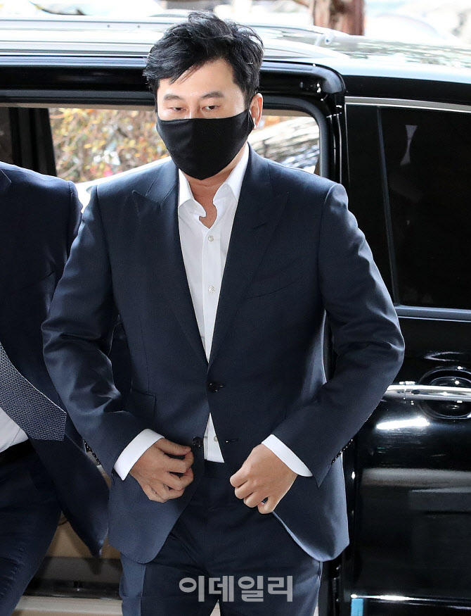 법정 도착한 양현석                                                                                                                                                                                