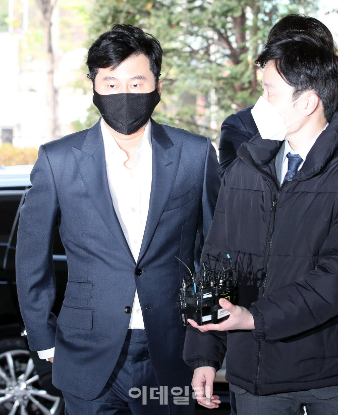 양현석 전 YG엔터테인먼트 대표 프로듀서, '묵묵부답'                                                                                                                                      