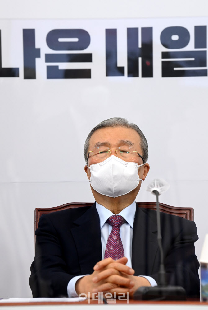 김종인, '당 후보 선출된 다음 단일화 예기해도 늦지 않아'                                                                                                                                 