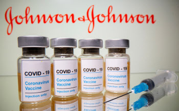美 백신 공급 비상…"접종 중단, 재고 고갈"