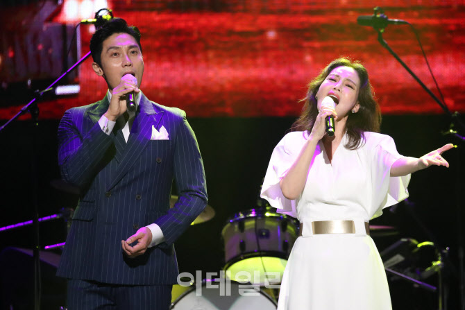 김우형-김선영, 실제 부부의 무대                                                                                                                                                                   