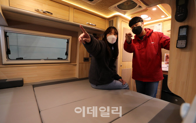 편안한 모터홈으로 캠핑 다니세요!                                                                                                                                                                  