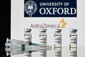 유럽 수출금지해 놓고, 미국엔 "백신공급 보장하라" 요구
