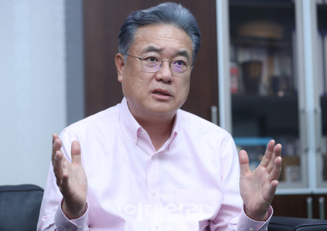 ②정진석 "여의도 관찰 30년…윤석열 같은 캐릭터 처음"