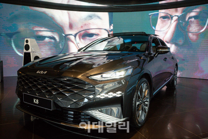 기아, 팔방미인 K8 판매시작                                                                                                                                                                        