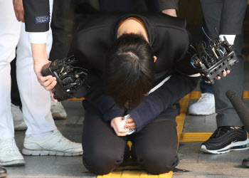 제2의 김태현 막을 수 있나…'스토킹 처벌법' 빗겨간 세 모녀 살해 사건