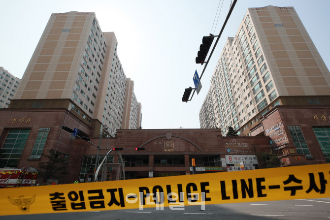 '화재 발생한 도농동 주상복합건물'                                                                                                                                                       