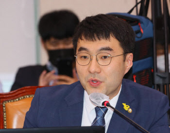 김남국 "선거 민심은 경제 회복…검찰 개혁·조국 수호 아냐"
