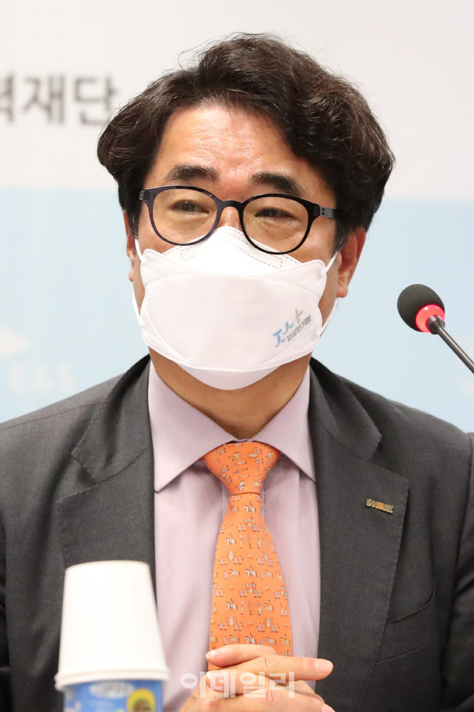 자상한 기업 업무협약식 인사말하는 임병훈 회장                                                                                                                                                     